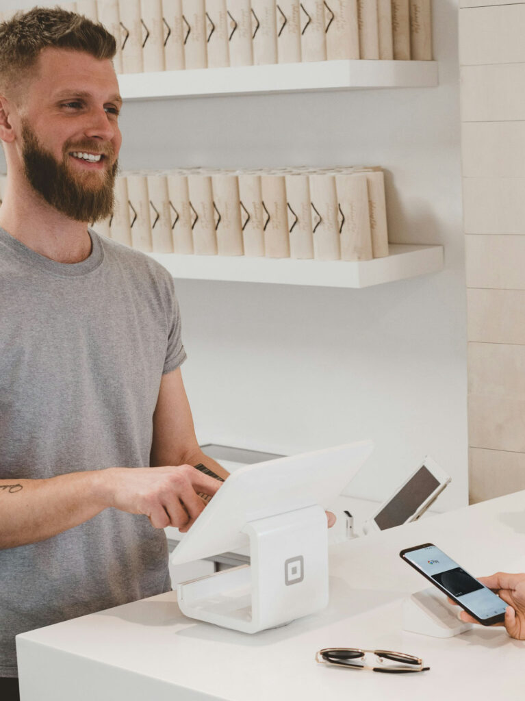 E-commerce data analytics strategy to increase retail revenue.